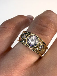 1.30 Carat Bezel-Set Diamond Vintage Ring in 18K Yellow Gold