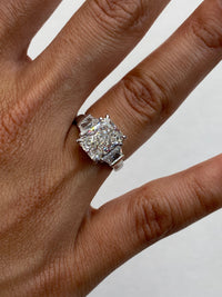 Radiant Cut With Trapezoid Side Stones Diamond Engagement Ring